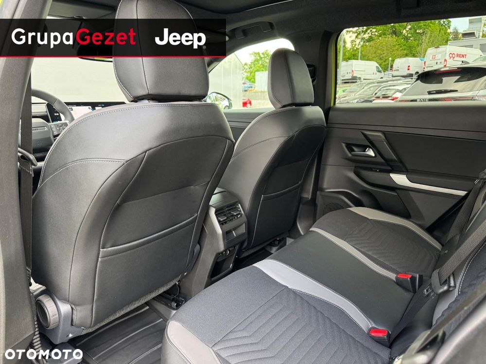 Jeep Compass - 12
