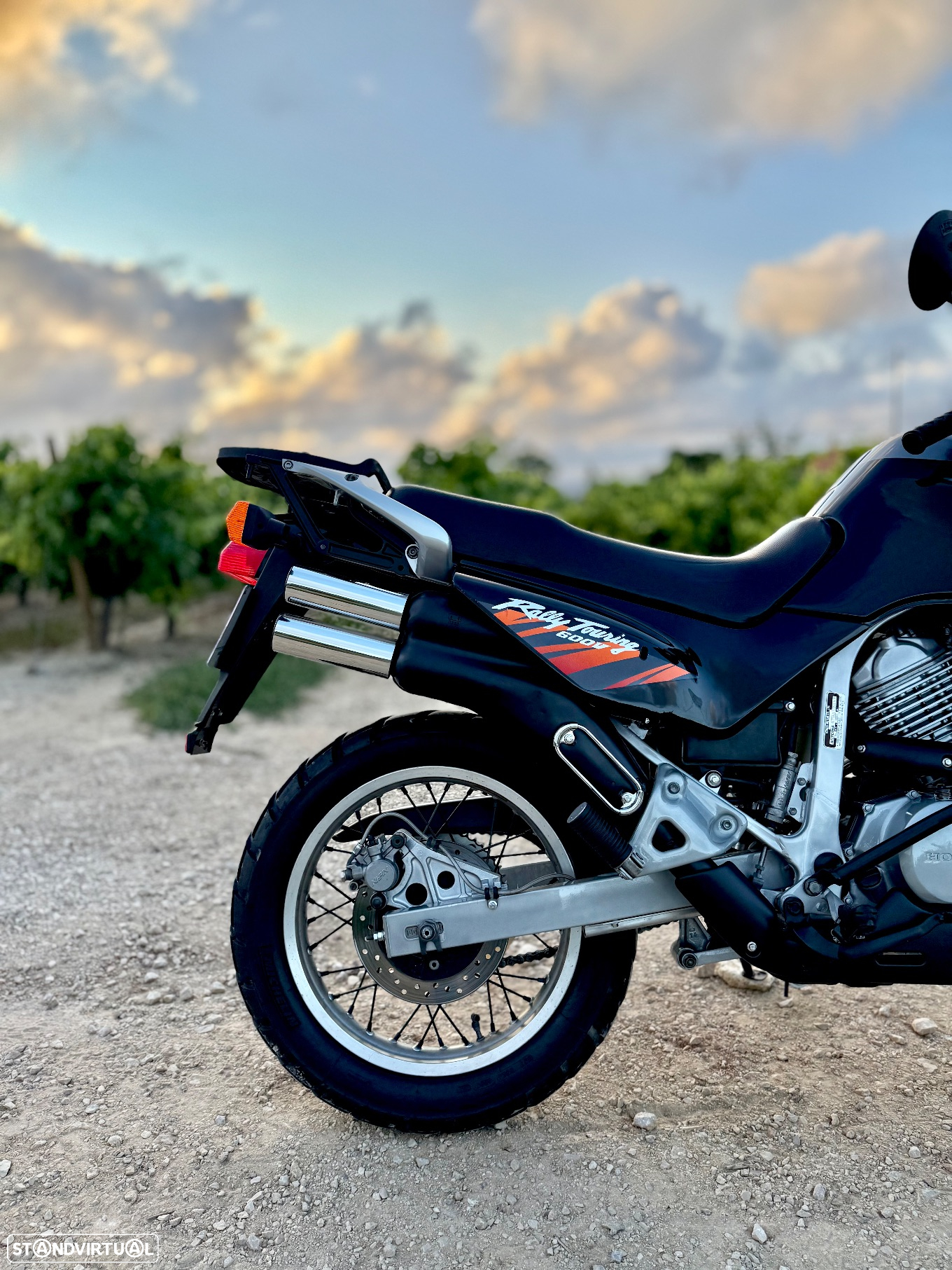 Honda Transalp 600 v Rally Touring - 3