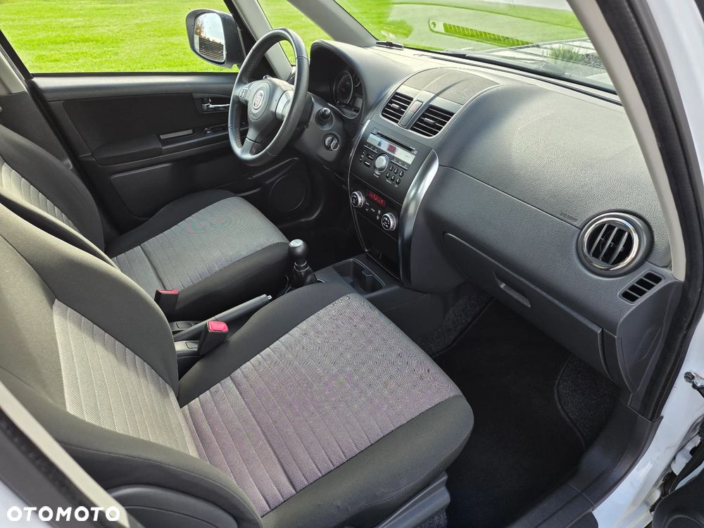 Fiat Sedici 1.6 16V 4x2 Dynamic - 21