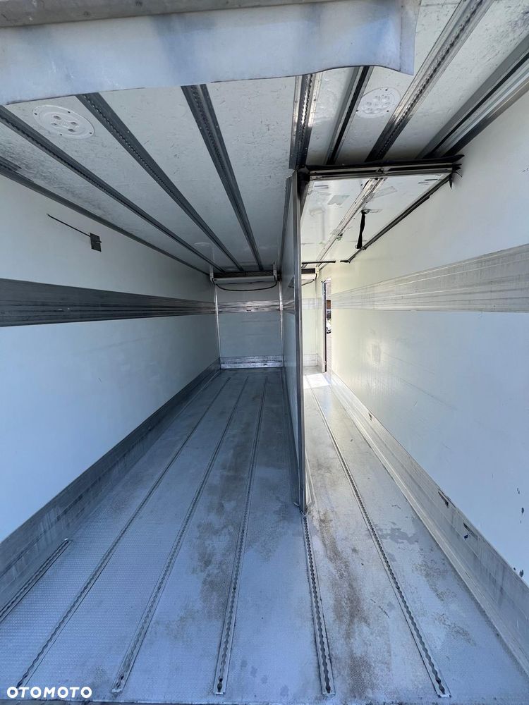 Iveco EUROCARGO 120E25 EURO 6 CHŁODNIA+WINDA+DRZWI+BOCZNE DRZWI 12.250 12-250 1225 - 11