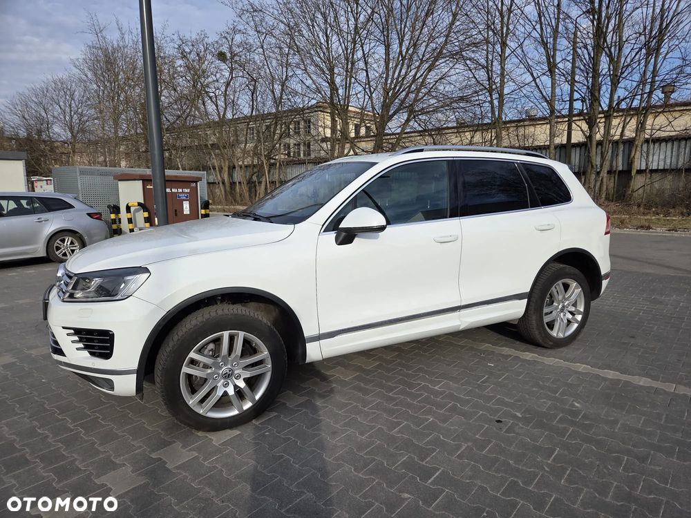 Volkswagen Touareg 2015 photo 3