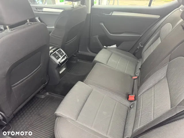 Skoda Superb 1.4 TSI ACT Ambition - 15
