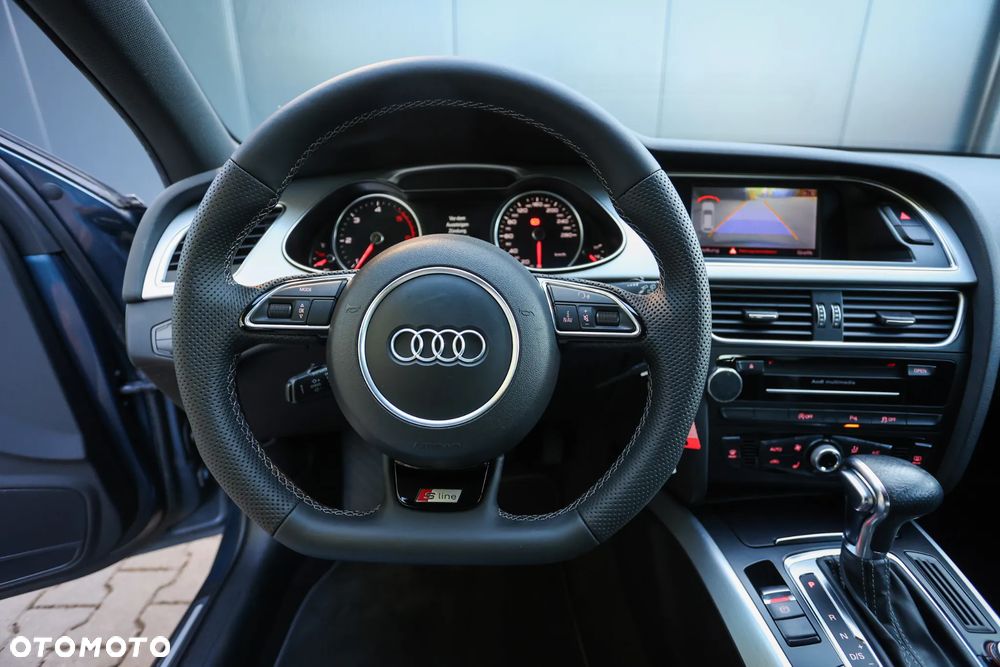 Audi A4 Avant 2.0 TDI DPF clean diesel quattro S tronic S line Sportpaket - 32