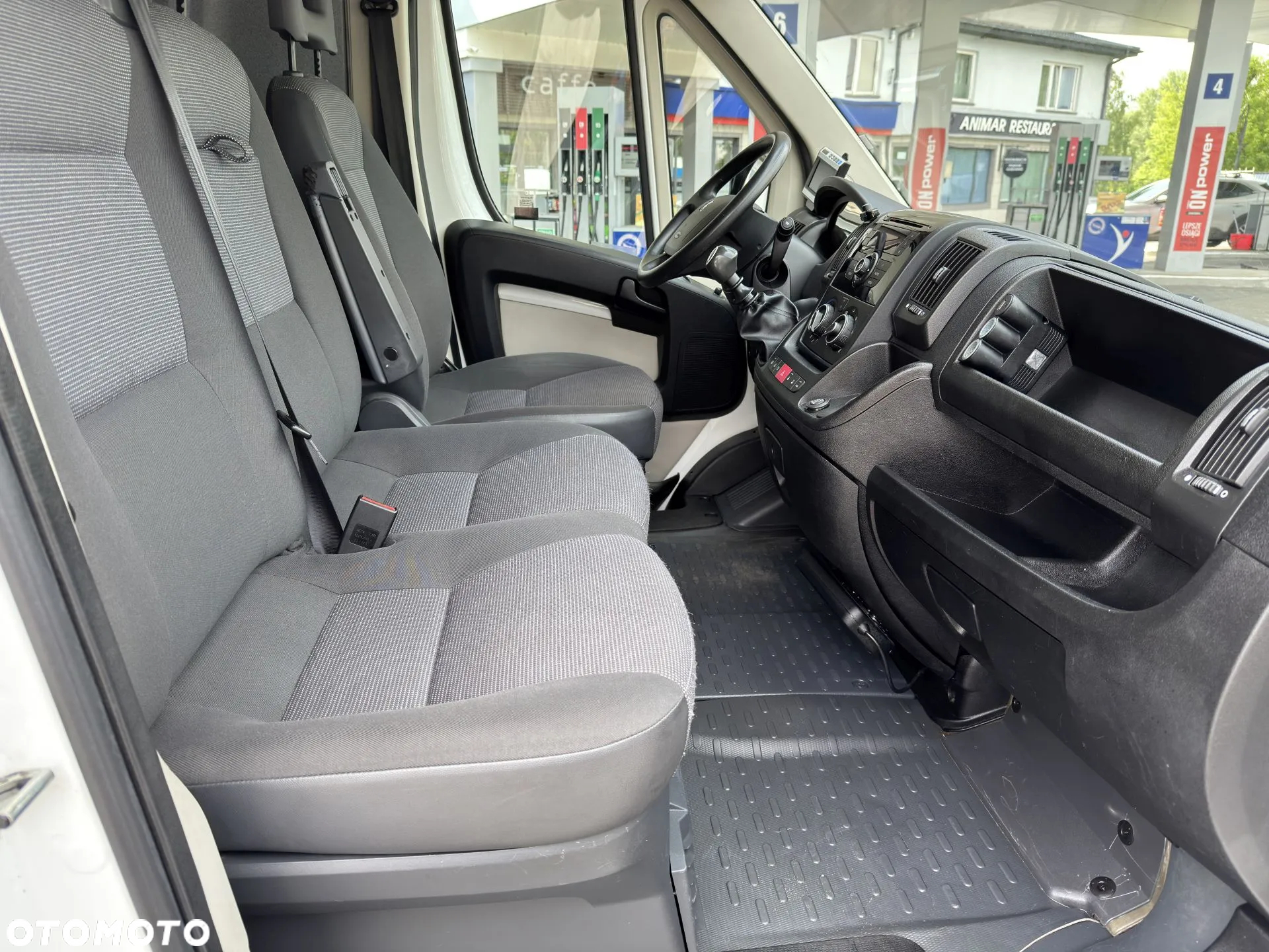 Peugeot BOXER 2,2 D 130KM - 18