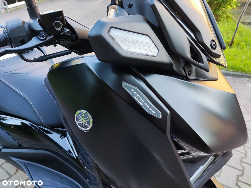 Yamaha X-max - 4