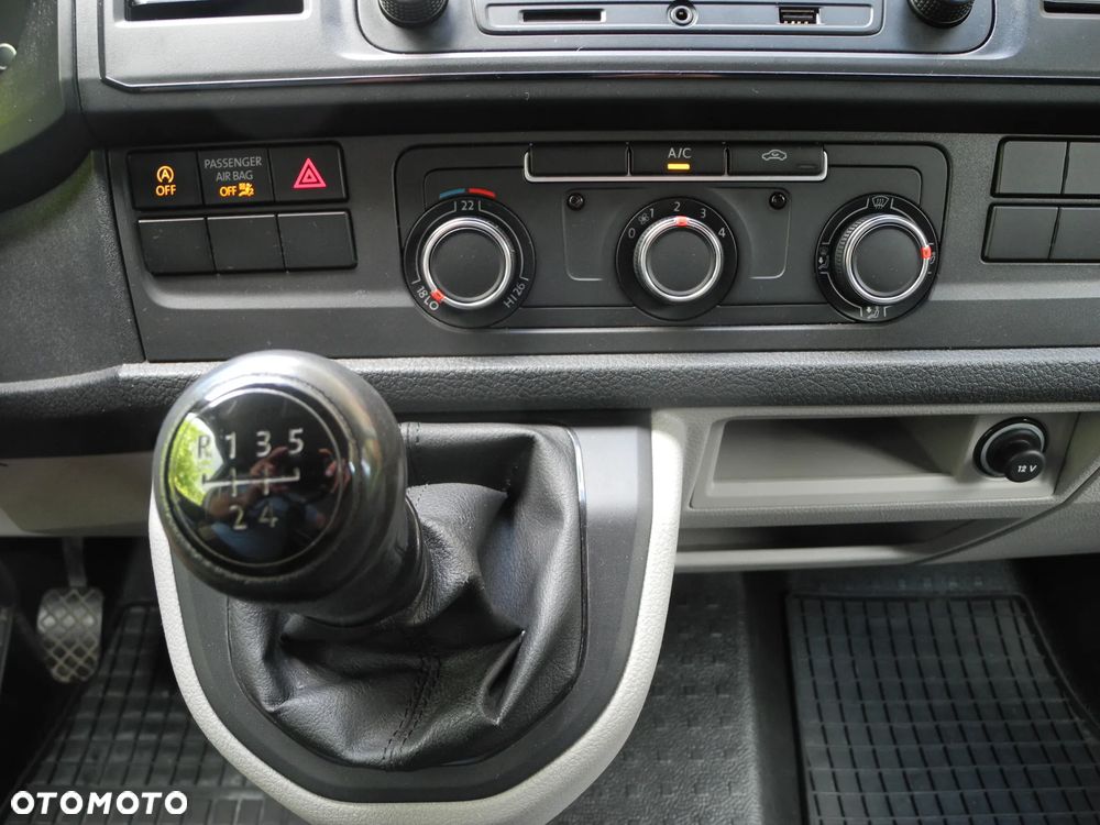 Volkswagen TRANSPORTER - 11