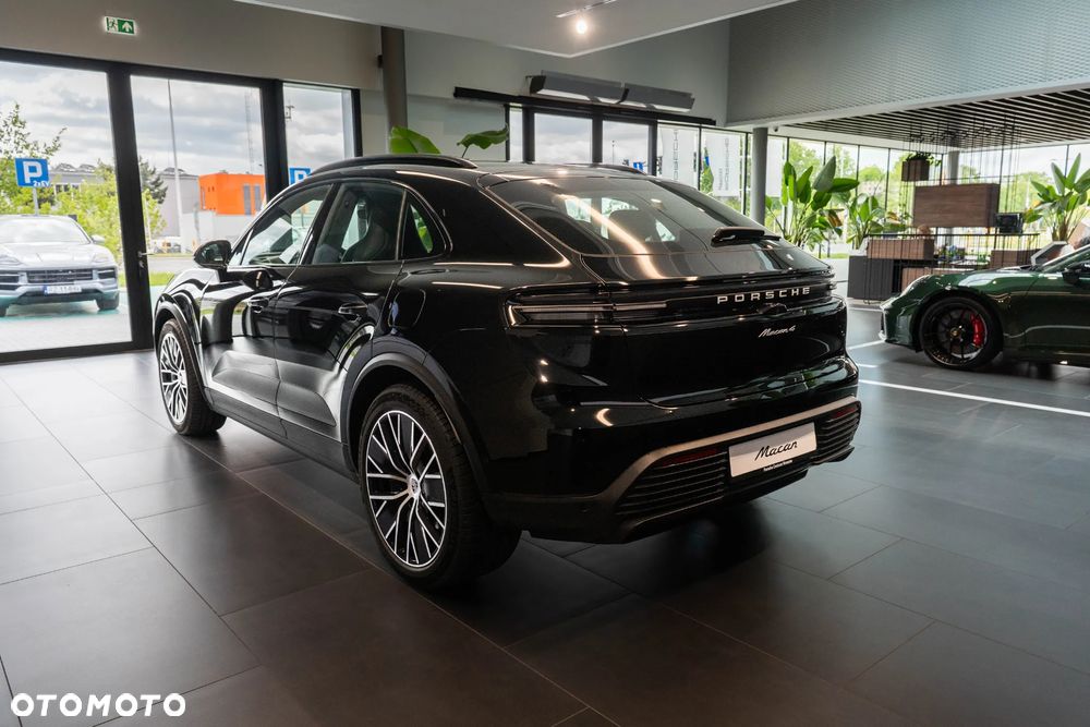 Porsche Macan - 3