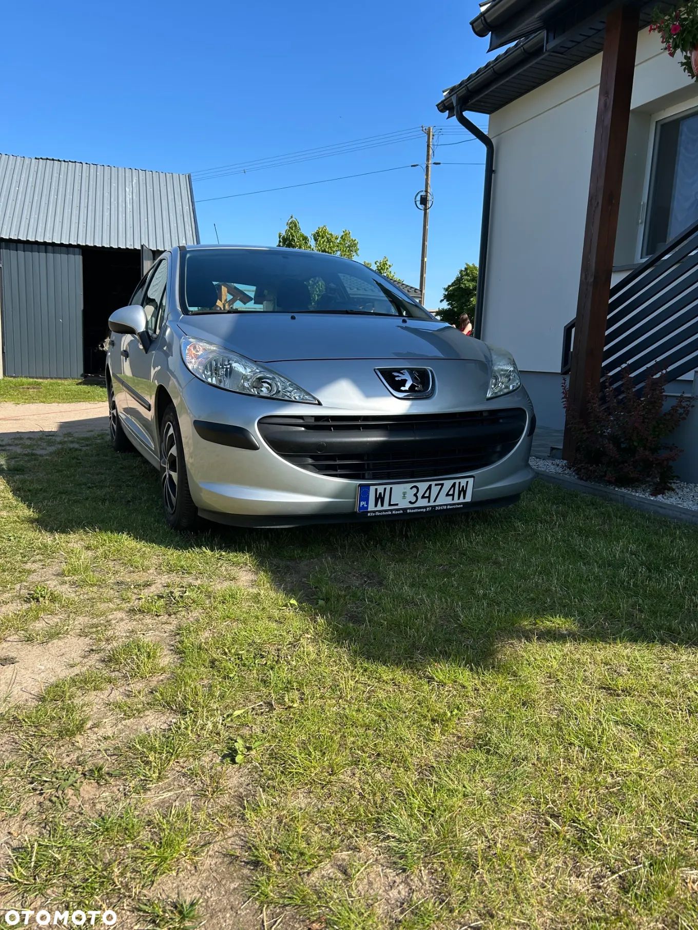 Peugeot 207 - 1