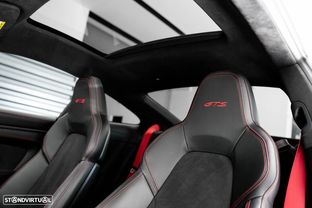 Porsche 911 (992) Carrera GTS PDK - 24