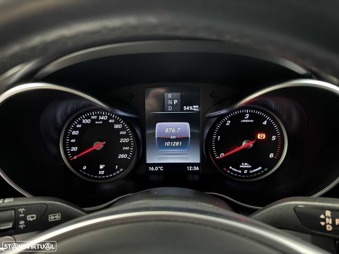 Mercedes-Benz C 300 h AMG Line - 14