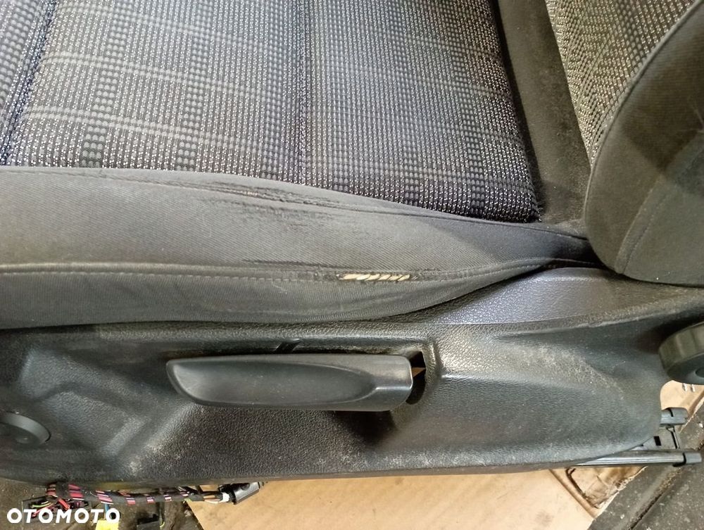 AUDI Q3 FOTELE SIEDZENIA KANAPA KOMPLET GRZANE EUROPA - 9