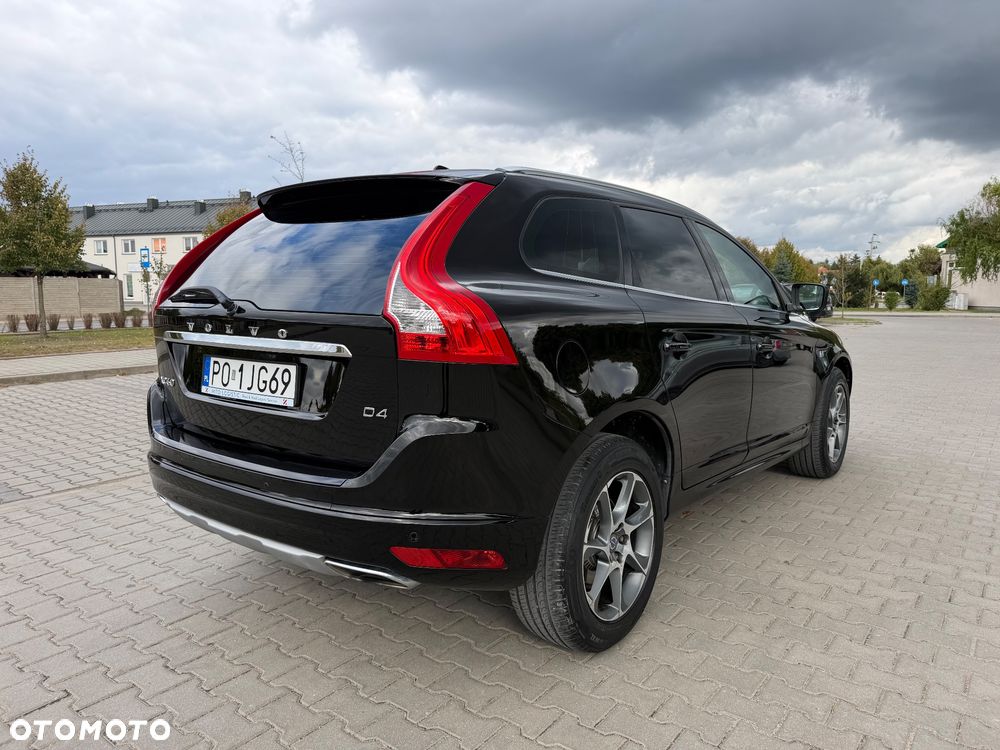 Volvo XC 60 D4 Drive-E Ocean Race - 10