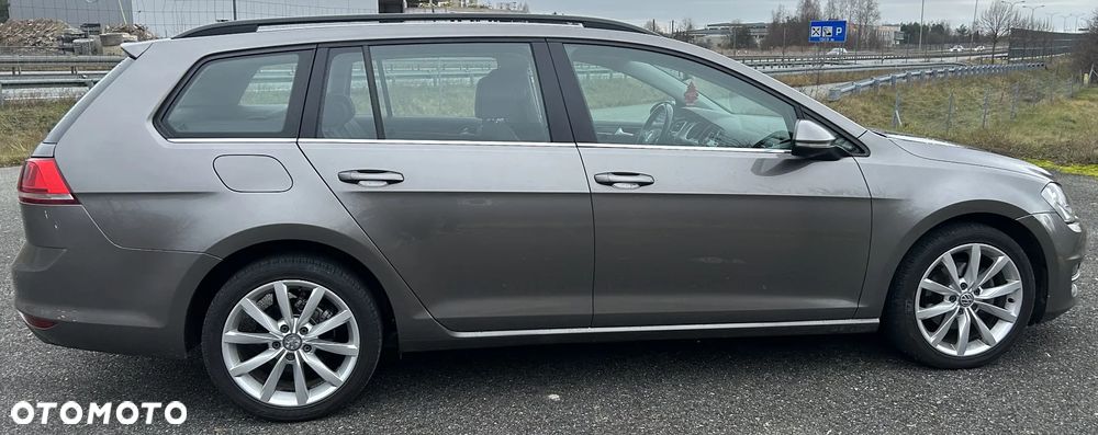 Volkswagen Golf - 5