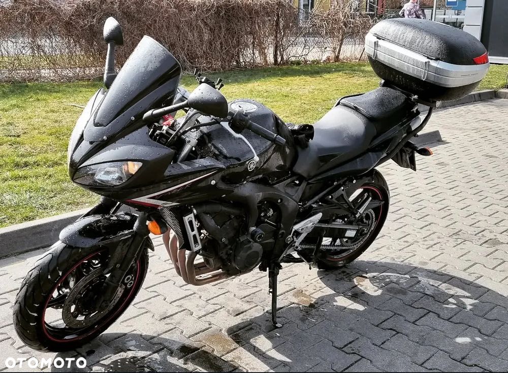 Yamaha FZ6 - 2