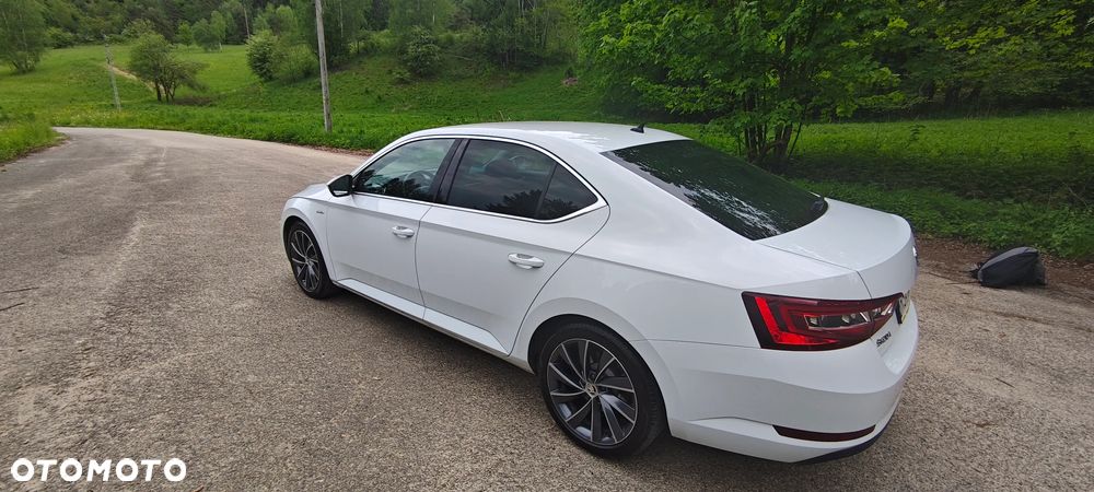 Skoda Superb 1.8 TSI L&K DSG - 38