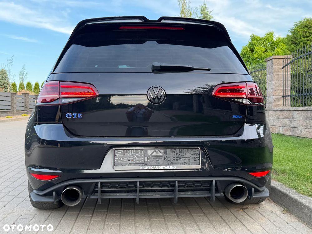 Volkswagen Golf - 16
