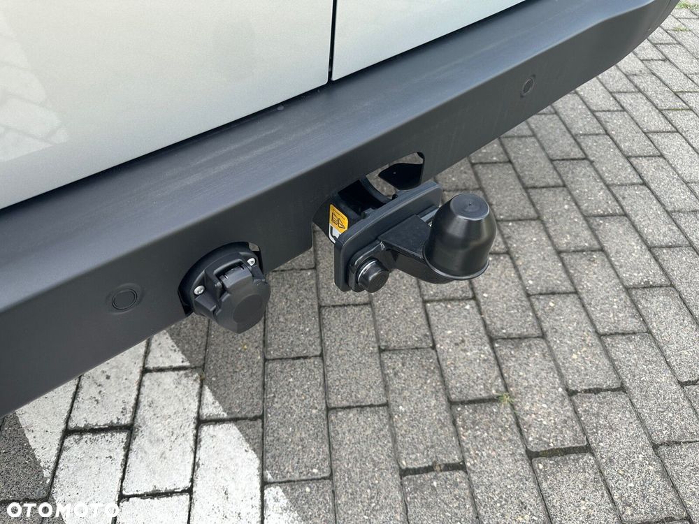 Volkswagen Transporter Transporter Furgon silnik: 2,0 l TDI 150 KM / skrzynia biegów: 8-biegowa automatyczna rozstaw osi: 3500 mm - 25