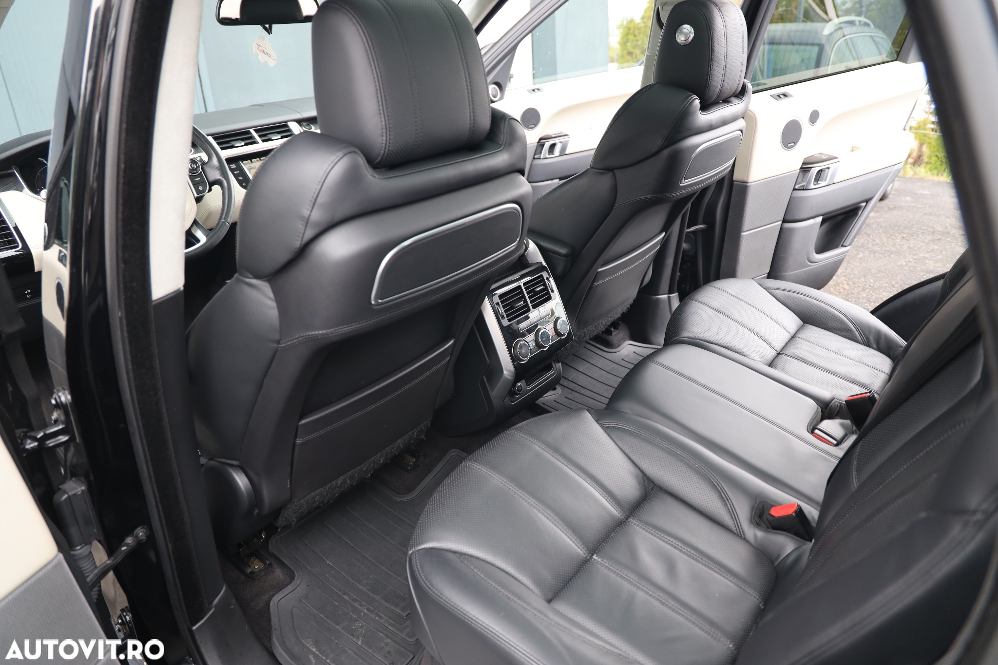 Land Rover Range Rover Sport 3.0 I SDV6 HSE - 9