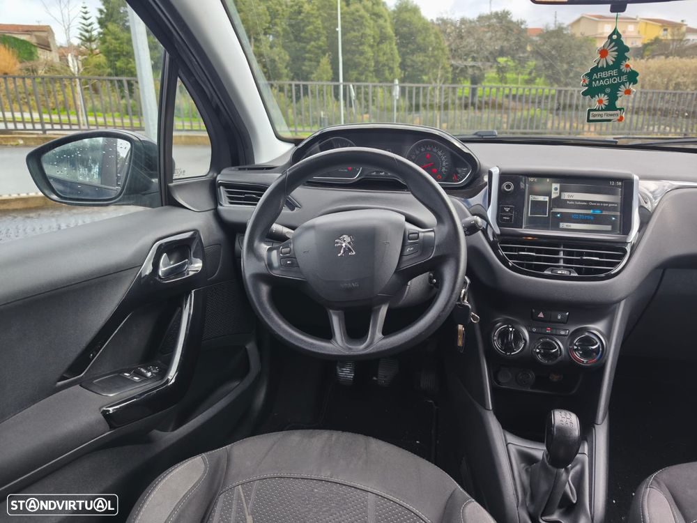 Peugeot 208 82 VTI Active - 5