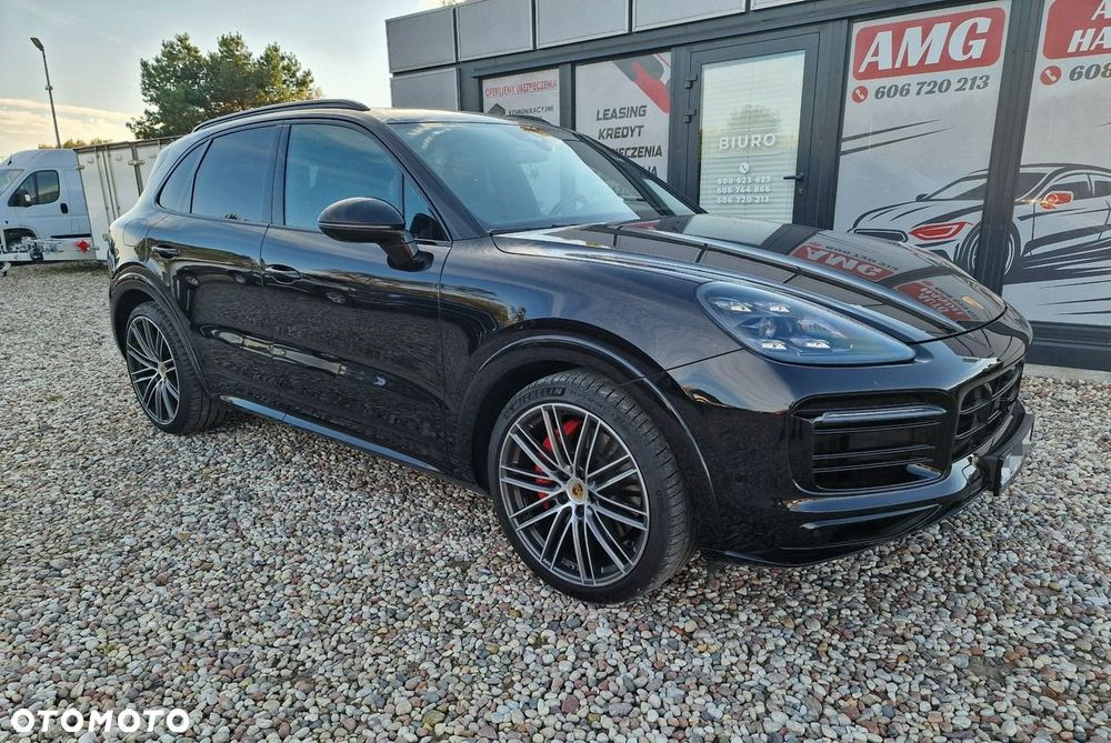 Porsche Cayenne - 6