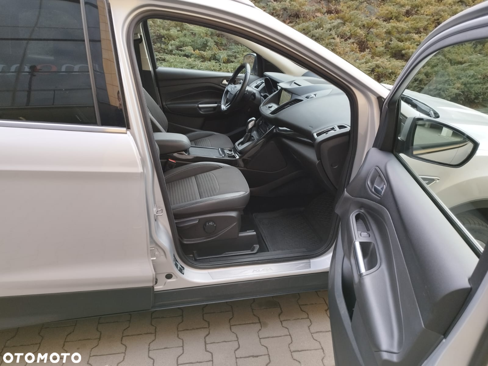 Ford Kuga 1.5 EcoBoost 4x4 Titanium - 10