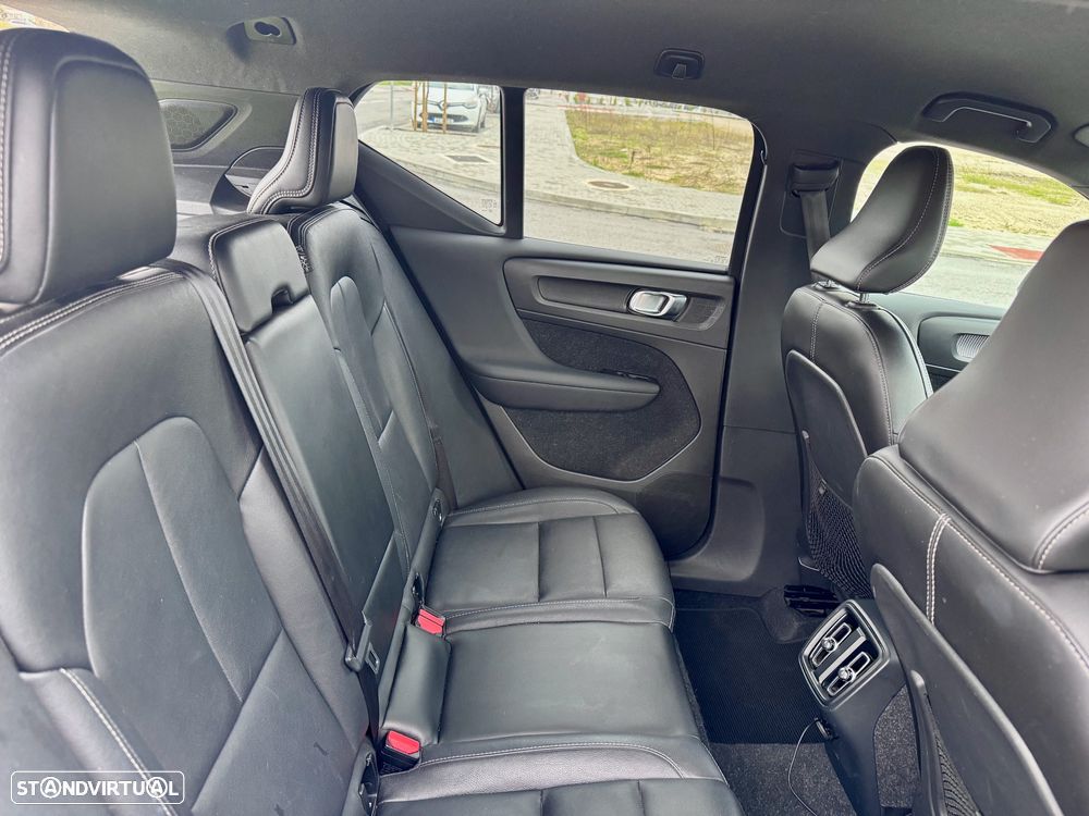 Volvo XC 40 2.0 D3 R-Design Geartronic - 13