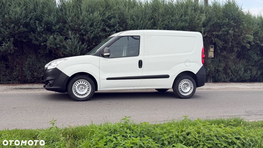 Opel Combo - 17