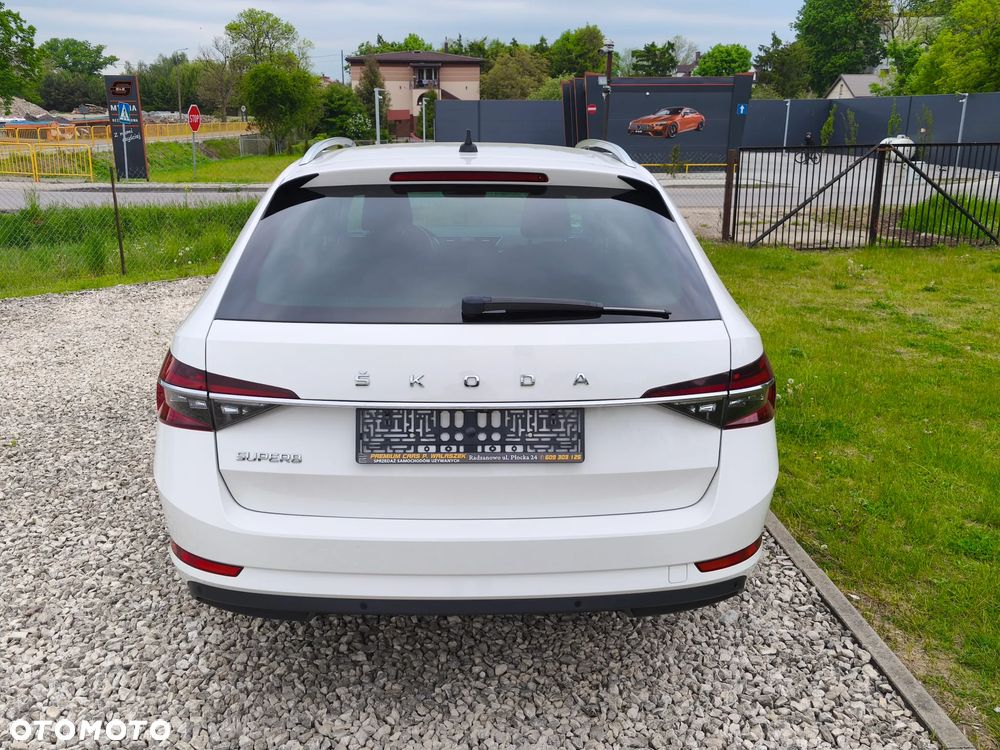 Skoda Superb 2.0 TDI DSG Ambition - 13