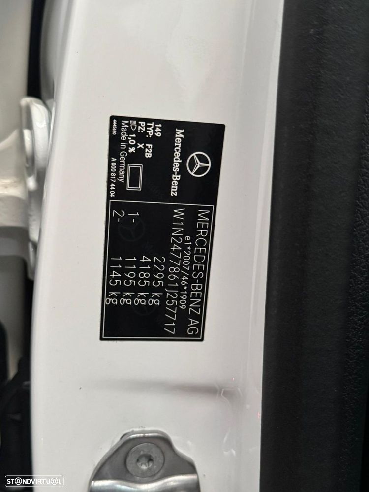 Mercedes-Benz GLA 250 e AMG Line - 55