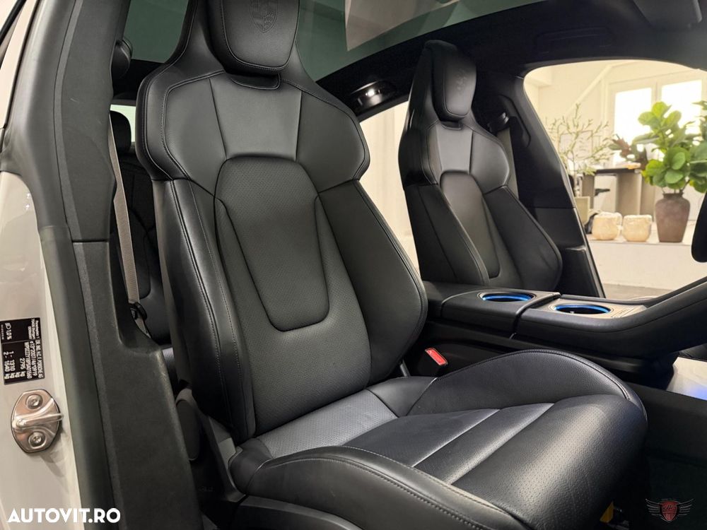 Porsche Taycan Performancebatterie Plus - 12