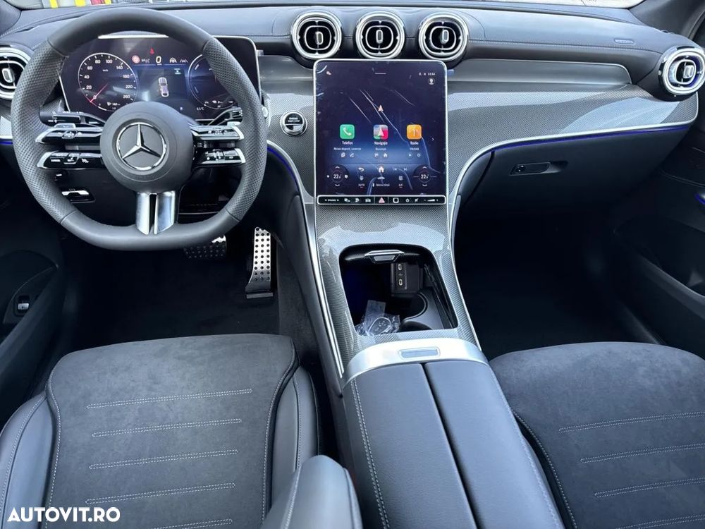Mercedes-Benz GLC Coupe 300 e 4MATIC - 11