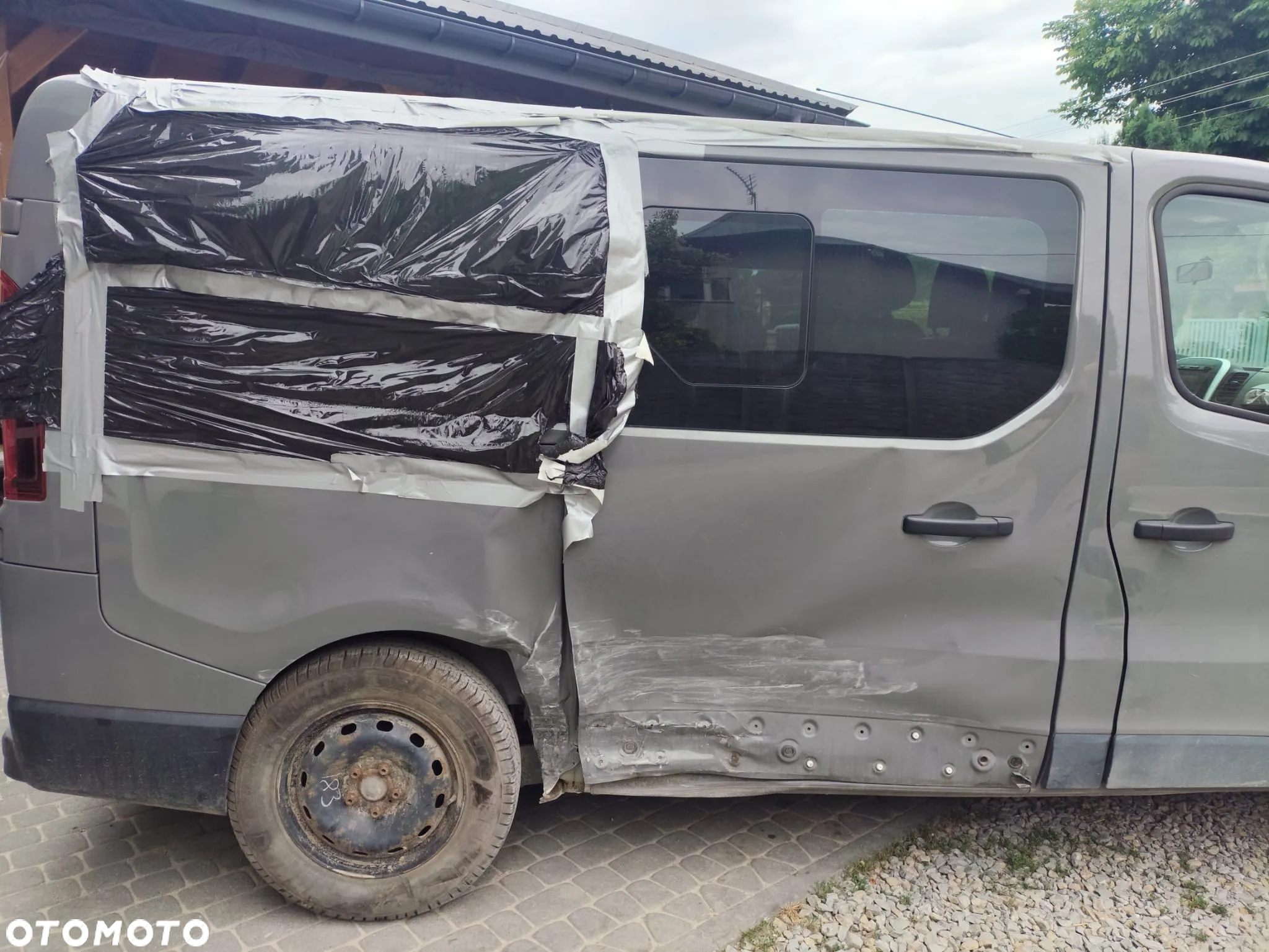 Renault Trafic - 12