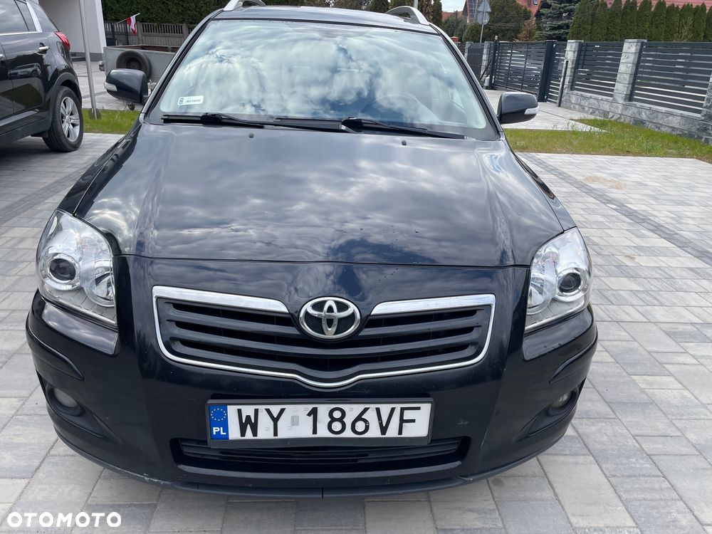 Toyota Avensis 1.8 VVT-i Sol Premium - 5