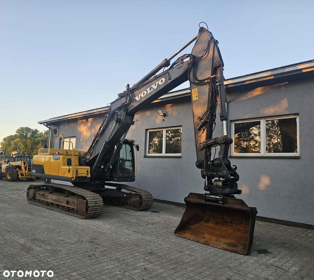 Volvo EC250 DL - 1
