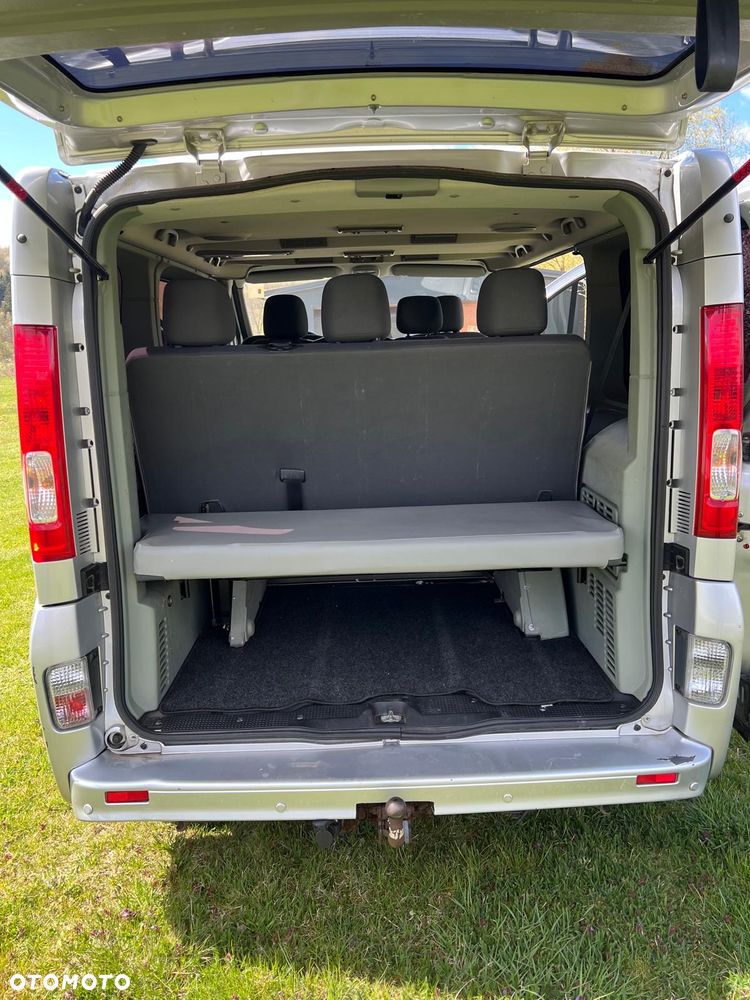 Opel Vivaro - 18