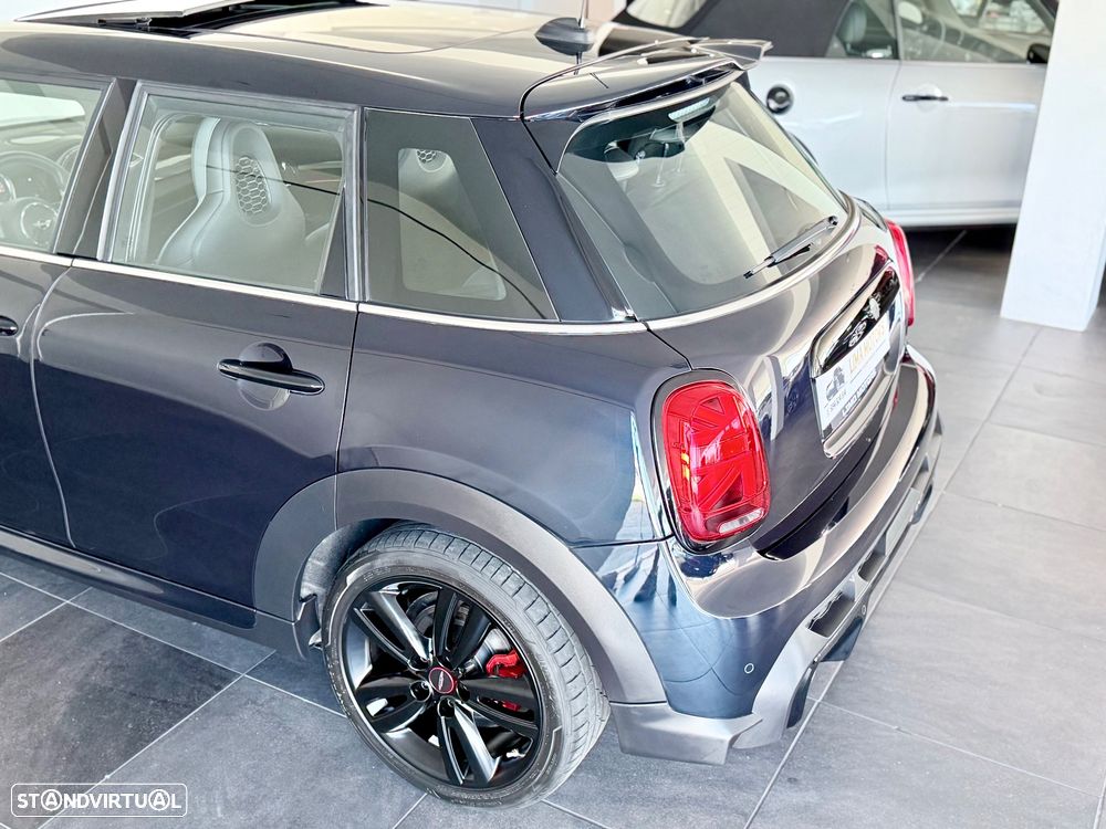 MINI 5 Portas Cooper JCW - 13