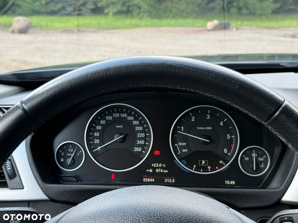 BMW Seria 3 320d xDrive Luxury Line - 16