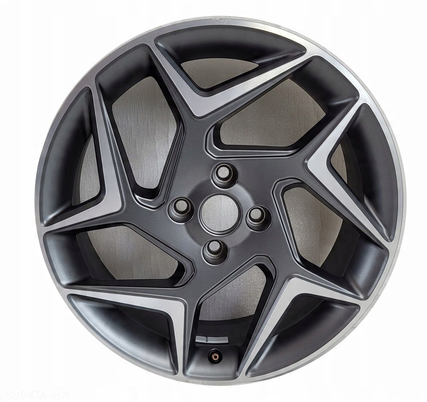 FELGA FORD FIESTA MK8 7,5x18 18 ET42,5 4x108 - 1