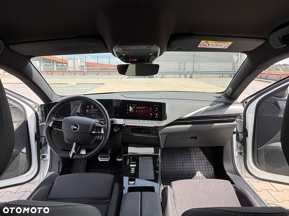 Opel Astra 1.2 T GS S&S - 19