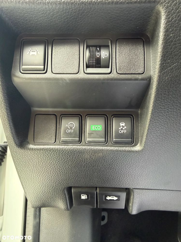 Nissan Qashqai 1.2 DIG-T Xtronic TEKNA - 16