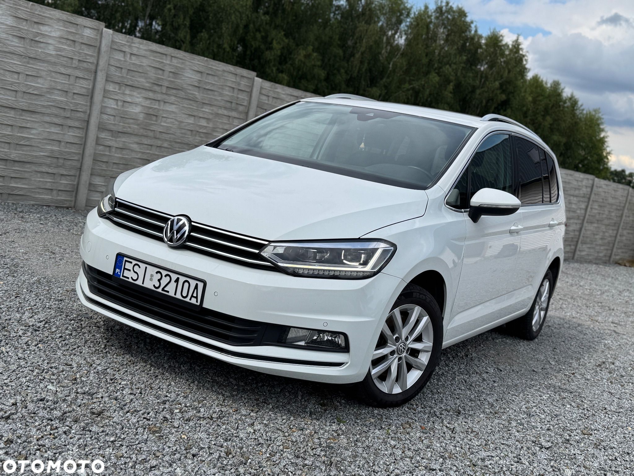 Volkswagen Touran 1.6 TDI SCR (BlueMotion Technology) Trendline - 1