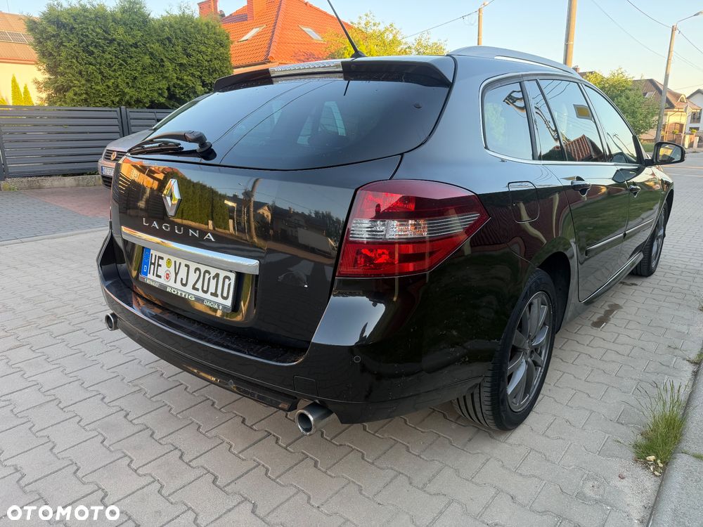 Renault Laguna dCi 150 FAP Start-Stop Bose Edition - 15