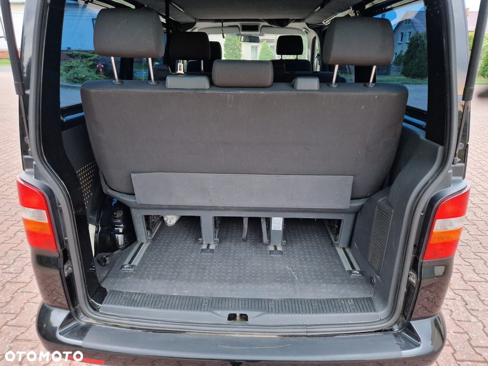 Volkswagen Multivan - 22