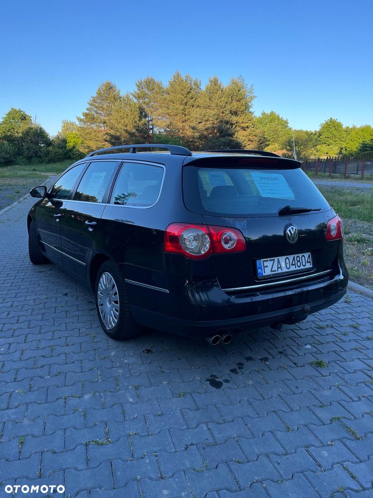 Volkswagen Passat 2.0 TDI Highline - 4