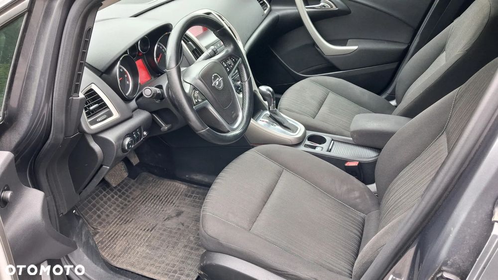 Opel Astra - 16