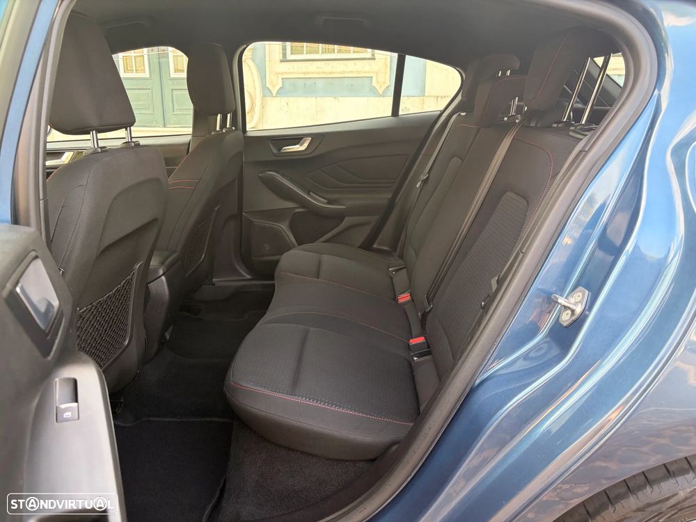 Ford Focus 1.0 EcoBoost MHEV ST-Line Aut. - 20
