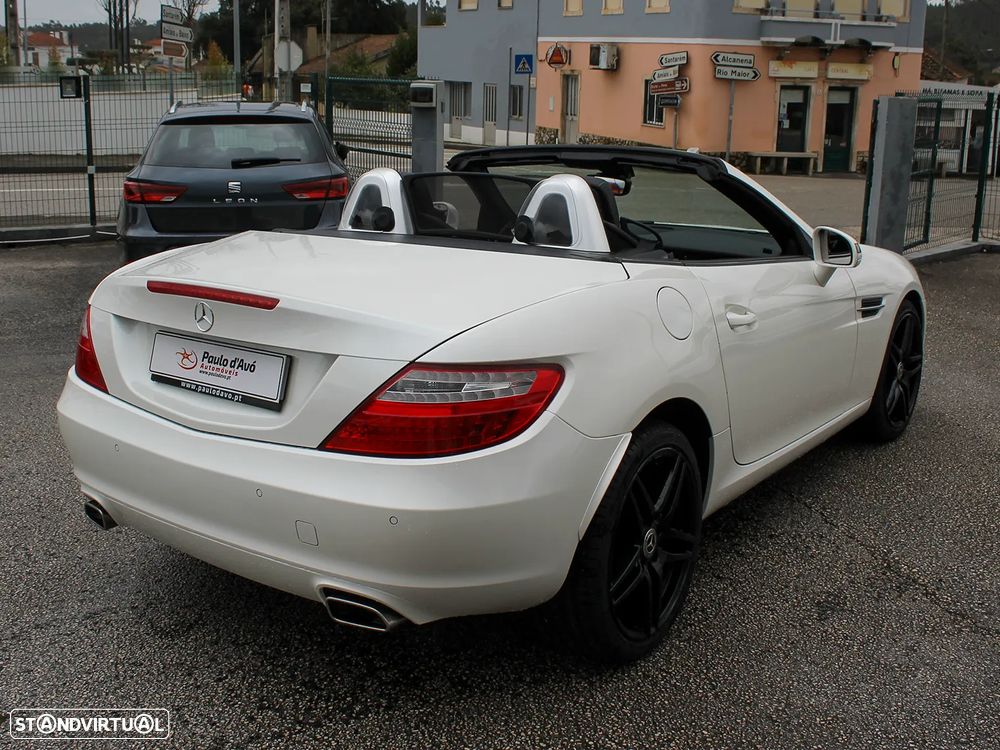 Mercedes-Benz SLK 200 (BlueEFFICIENCY) - 5