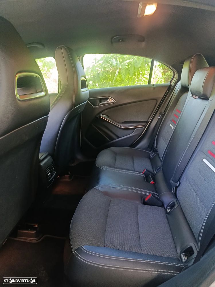 Mercedes-Benz A 180 d Urban - 18