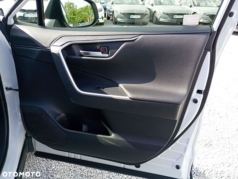 Toyota RAV4 - 25