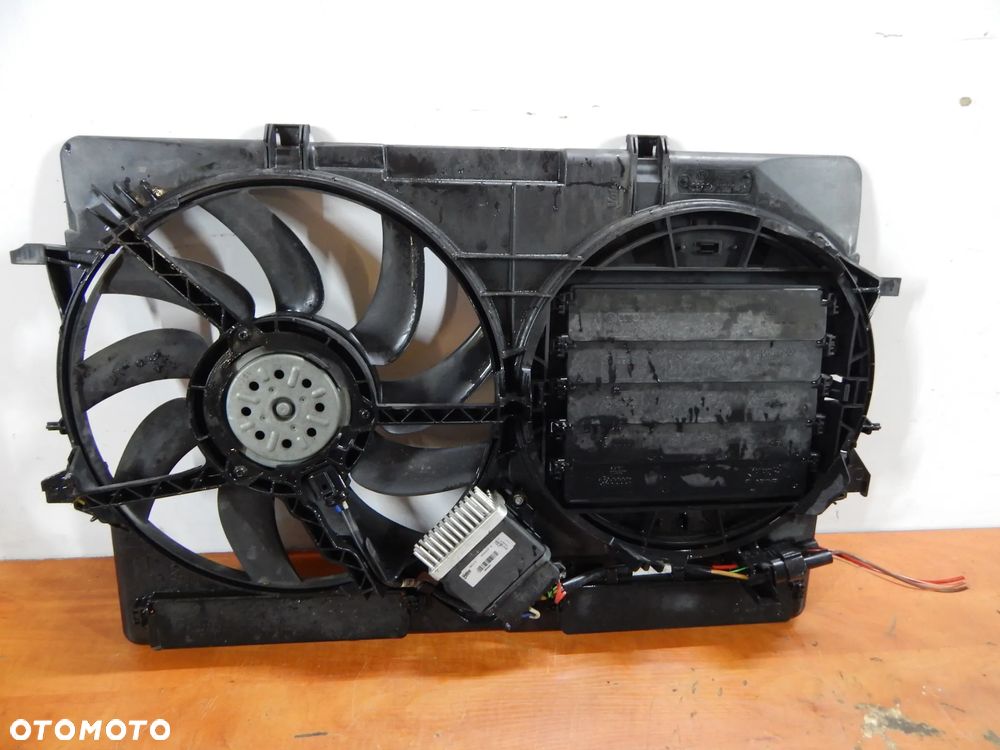 Wiatrak wentylator chłodnic 1.8 2.0 AUDI A4 s4 A5 Q5 B8 CC 07-14 Łuków części - 1